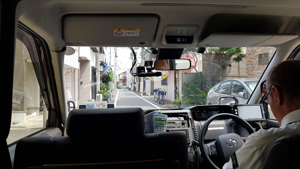 D'abord le taxi...