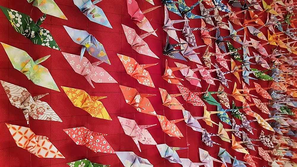 Déco origami au "Sushi Gonpachi Shibuya"