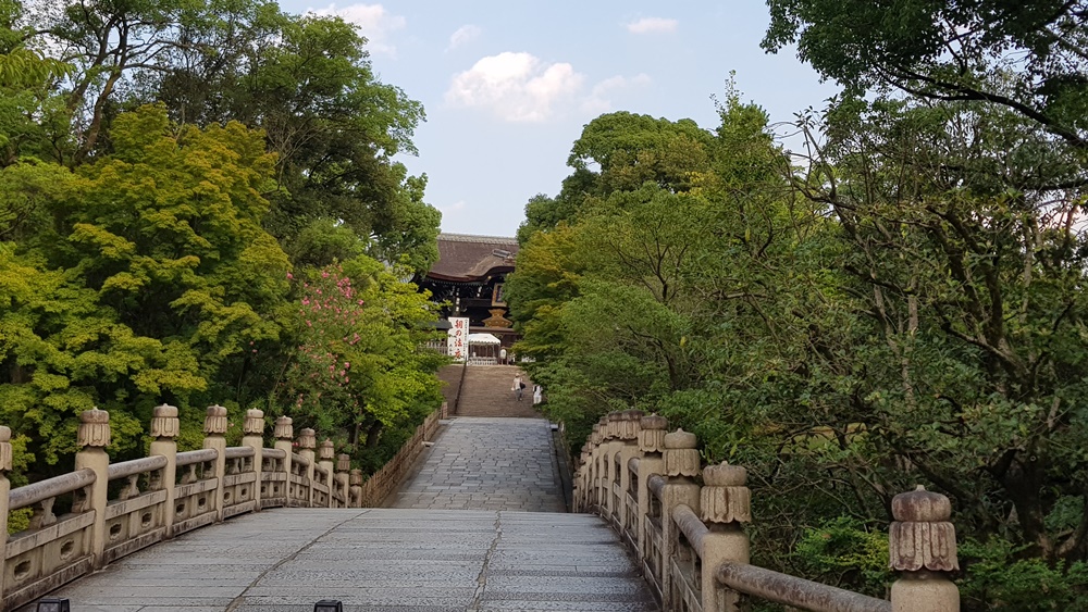 Temple bouddhiste Otani Hombyo